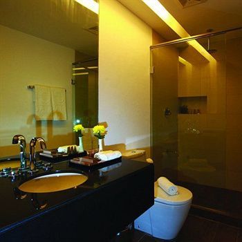 Ciriaco Hotel And Resort Calbayog City Exterior foto
